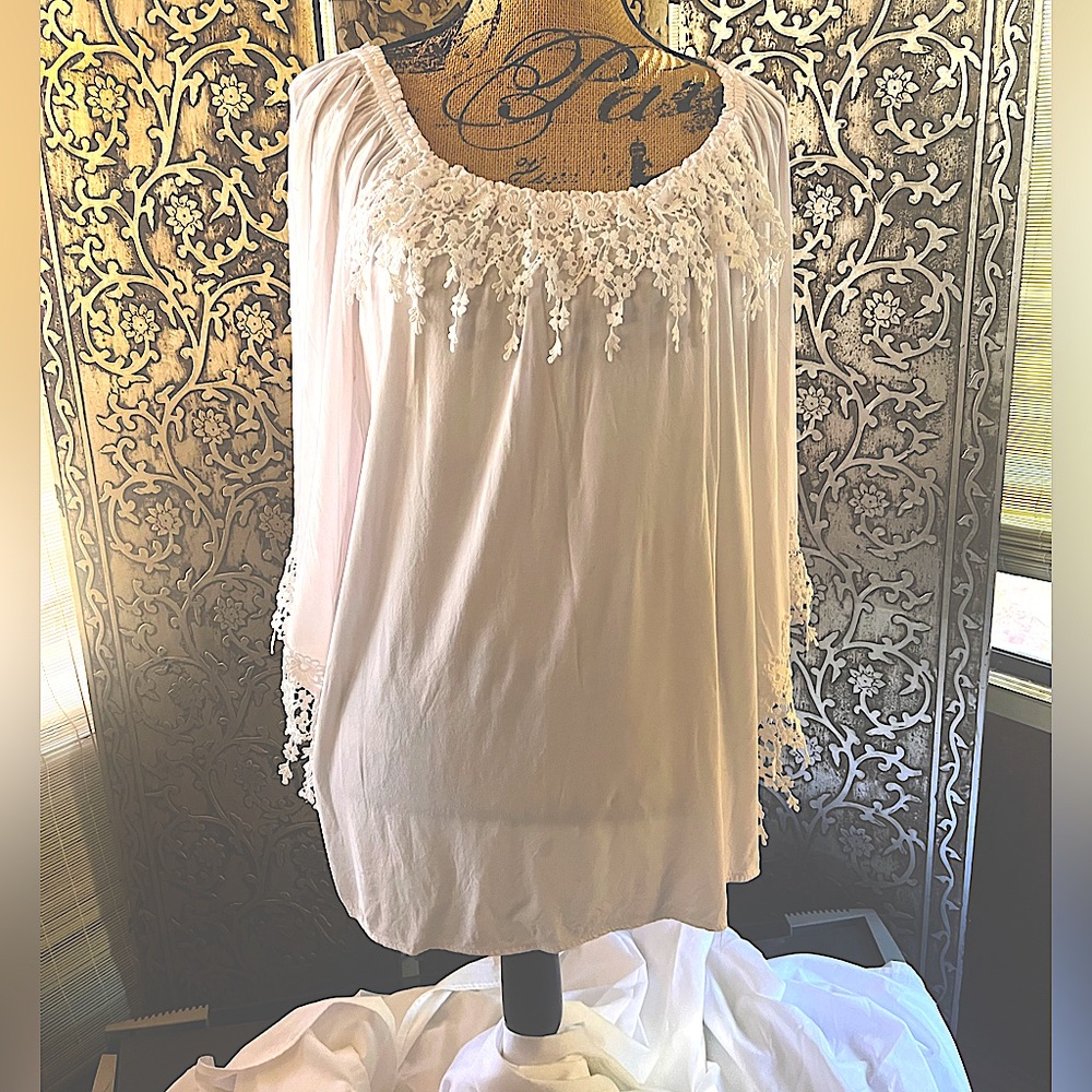 Lacy White Blouse -Elegant & Versatile